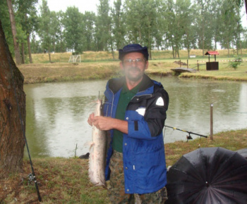 Horgászverseny Bésben 2016